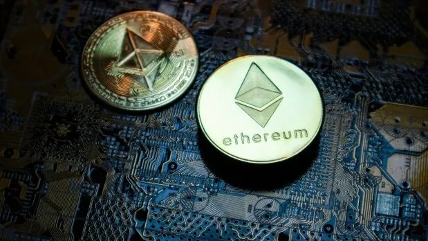 Ethereum Retraces to $2,000 Support as Smart Money Patterns Draw Historical Comparisons