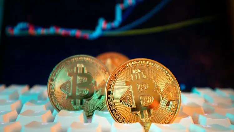 Bitcoin Realized Cap Falls $40.8B as Large Holders Intensify Selling