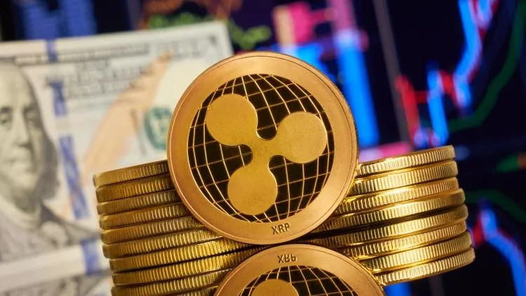 XRP NVT Ratio Signals Overvaluation as Token Loses 10% in Two Weeks