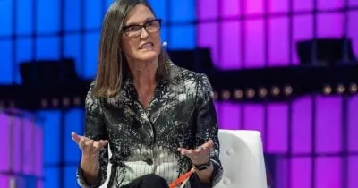Ark Invest Buys $96M of Alphabet Shares in AI Infrastructure Bet