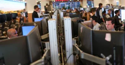 Weak US Jobs Report May Signal Prolonged High Rates, Weighing on Crypto