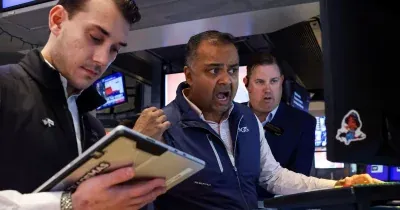 U.S. Stock Indexes Fall on Strong Jobs Report; Tech and Crypto Sentiment Pressured
