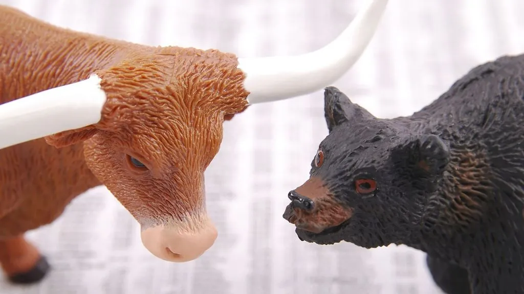 Bitcoin Falls Below $63,000 as Risk Assets Sell Off