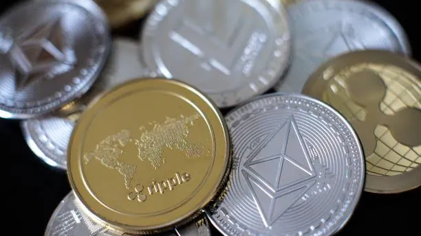 Arthur Hayes Rotates Out of NEAR, Worldcoin, Zcash Into Energy Stocks