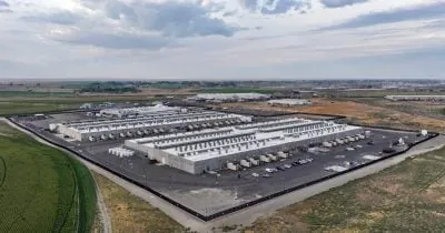 Trump Pushes US AI Firms to Secure Own Energy for Data Centers