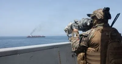 US Military Coordinates Transit of 20 Ships Through Strait of Hormuz