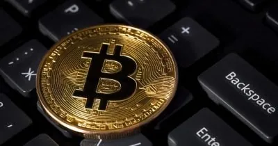 CLARITY Act Stalls in Senate as Bitcoin Falls 22% From May Peak