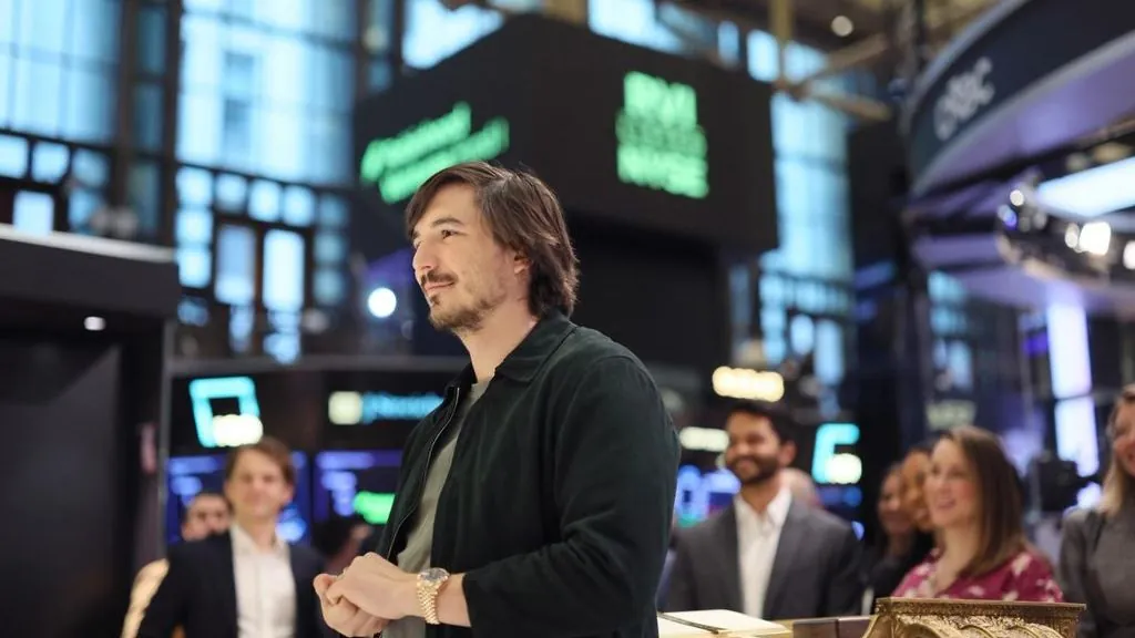 Robinhood Chain's Real-World Assets Surge Fivefold as Tokenized Stocks Scale