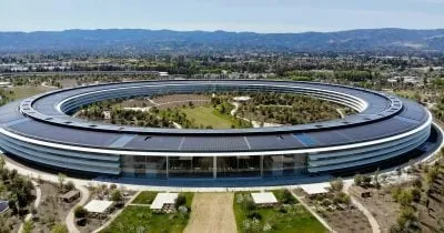 Apple Outperforms NASDAQ by Widest Margin in Two Decades