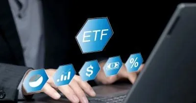 Bitcoin ETFs See $8B Outflows Over Eight Weeks