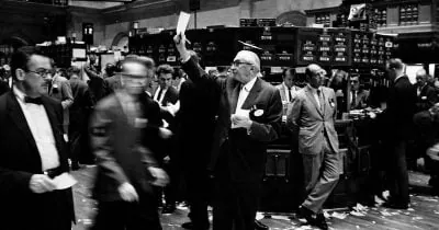 AI-Related ETFs Hit Record 19% Share of US ETF Trading Volume